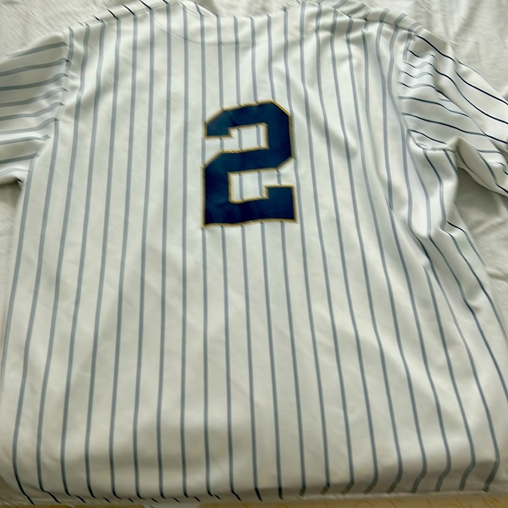 Jeter jersey yankee stadium bought